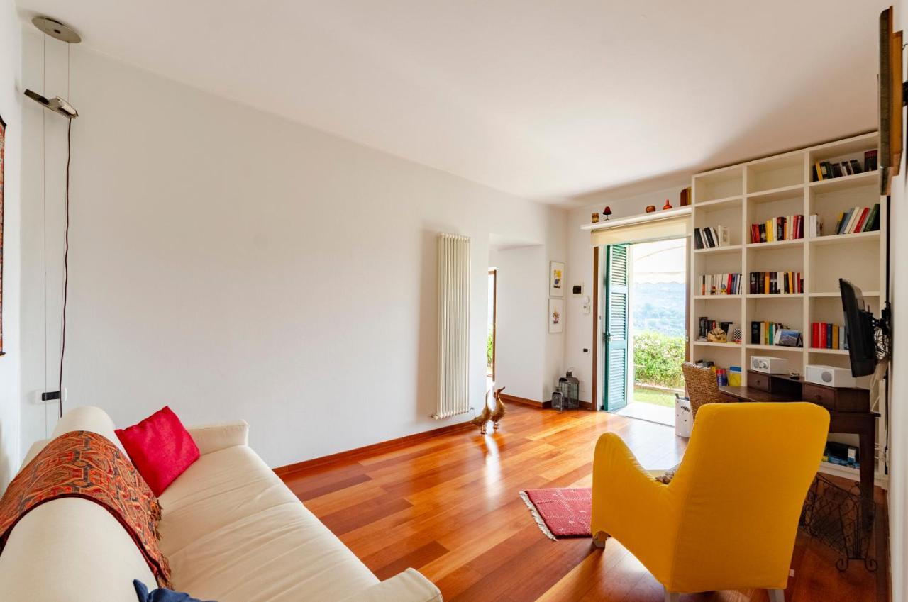 Joivy Inviting Flat With Garden And Sea View In Rapallo Exterior foto